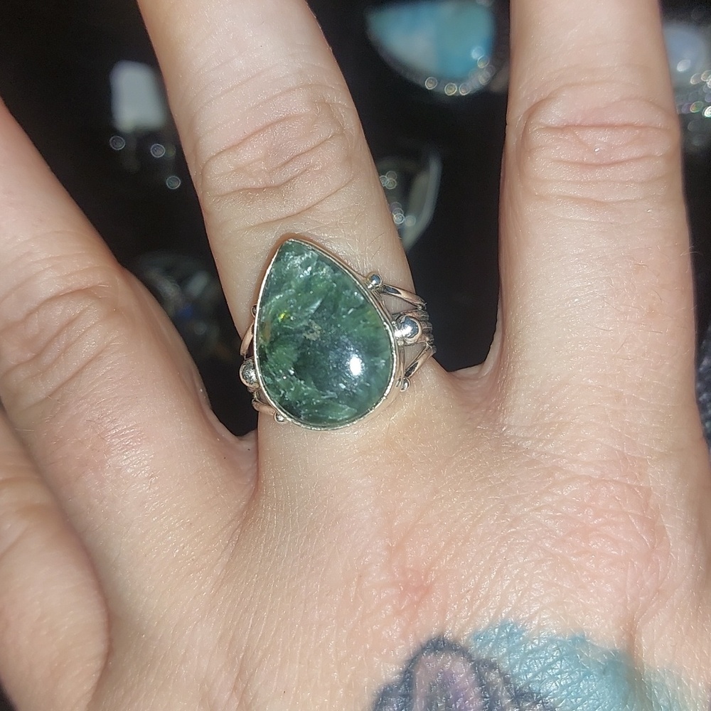 Seraphinite Ring Triple Band Size 8 - Picture 2 of 5